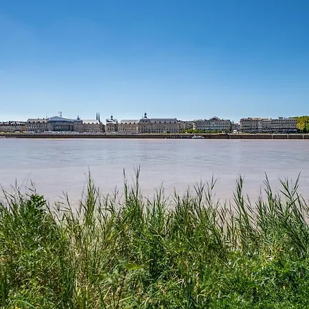 Apartment Duplex Avec Vue Sur La Garonne Bordeaux