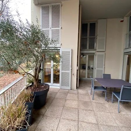 Apartman Duplex Avec Vue Sur La Garonne