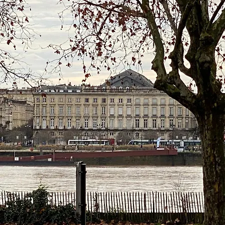 Duplex Avec Vue Sur La Garonne Apartman