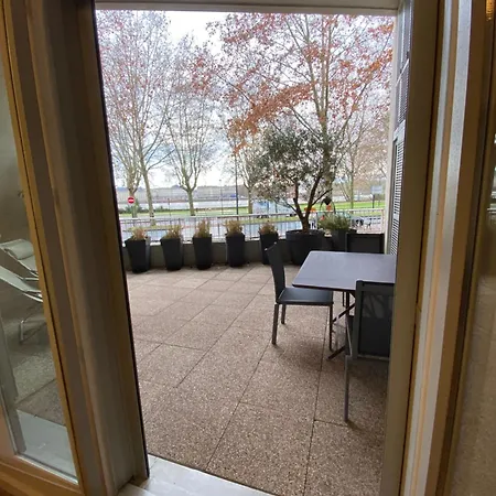 Apartment Duplex Avec Vue Sur La Garonne Bordeaux
