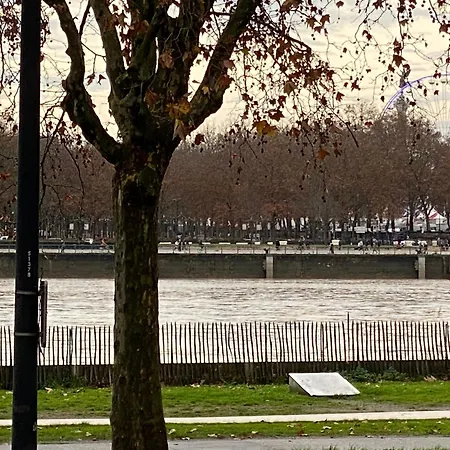 Apartment Duplex Avec Vue Sur La Garonne *