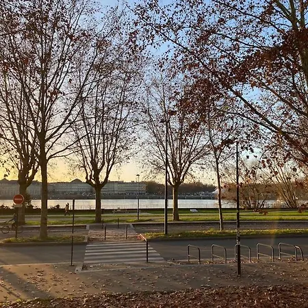Διαμέρισμα Duplex Avec Vue Sur La Garonne